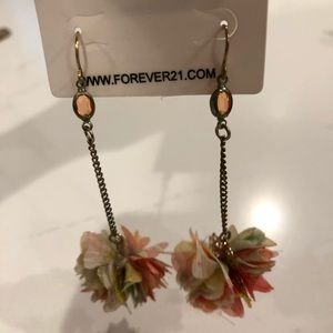 Floral pouf dangling earrings